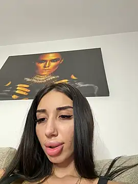 BlueEyes_BB Adlı Modelin Canlı XXX Sohbeti