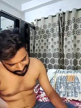 avi007p Adlı Modelin Canlı XXX Sohbeti