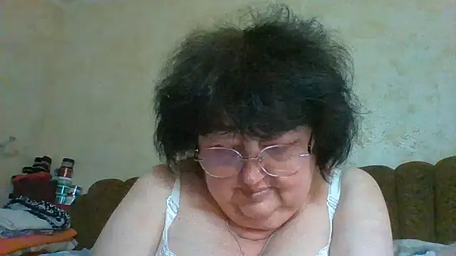 MilaSky5303's Live XXX Chat