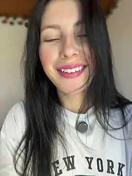 แชท XXX สดของ GiuliaBianchi