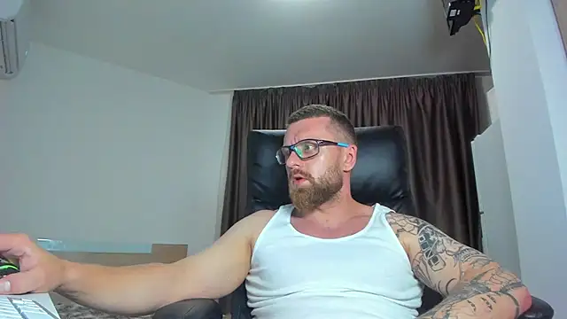 Chat +18 de Findom_guy ao vivo