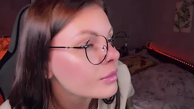 Онлайн чат XXX Alaska_ya