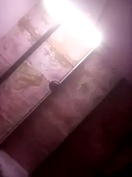 TINASONI XXX чат на живо