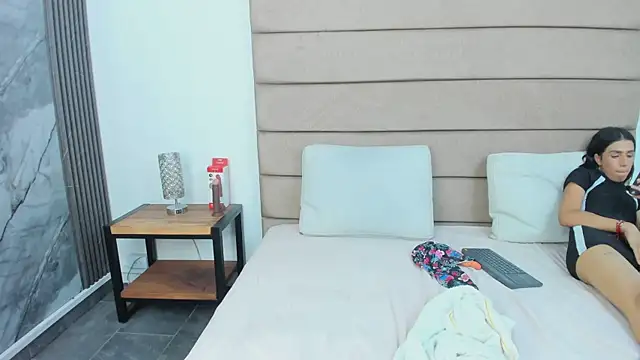 laurenn_moore webcam show