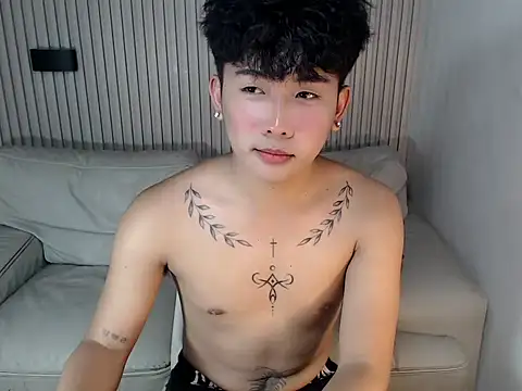 XtraHot_Alex Show in webcam
