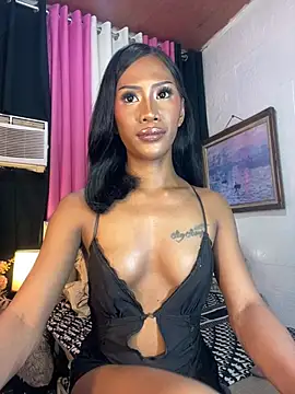 Tarah_victoria_collins' Webcam Show