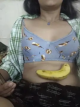 Ritika_jha01 élő XXX-chatje