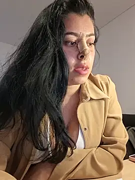 Luianna Live XXX-Chat