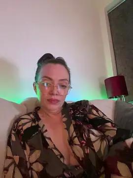 Živý XXX chat FemDom_RubyKnightXXO