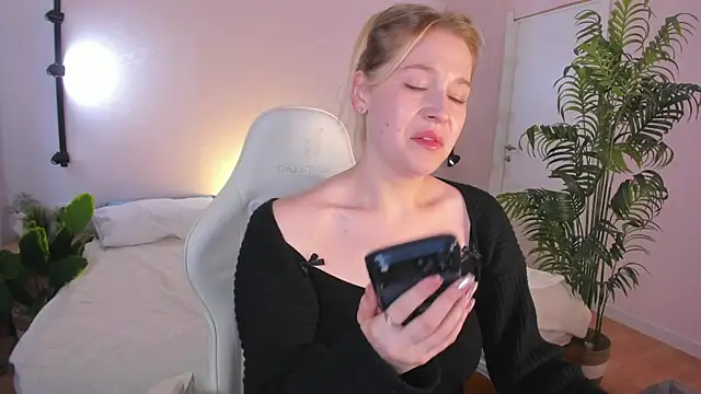 Chat +18 de Colleen_Blake ao vivo
