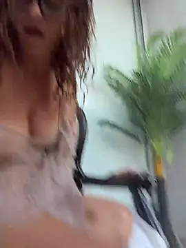Chat XXX en directo de CioniWeiss