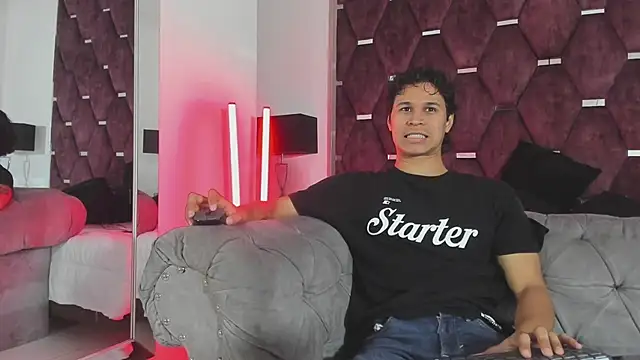 TonyBenedetti's Live XXX Chat