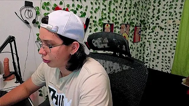 Andy_gray Chat XXX in diretta