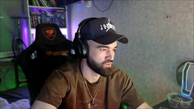 _Serious_Man Webcam-Show