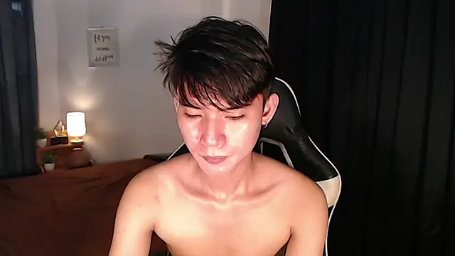 Chat XXX ao vivo de asian_dai
