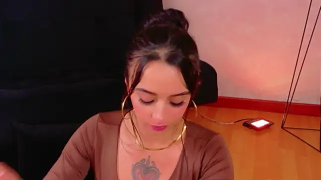 EmmyEvans1 – Live XXX-chat