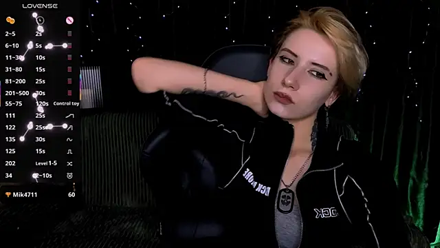 Chat +18 de _Shadow_devil__ ao vivo