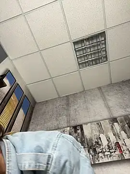 XXX chat uživo modela IAmNobodyXXX
