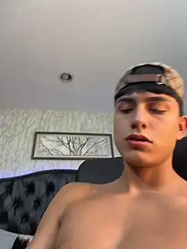 Chatroom XXX en direct de Lander_Cruz