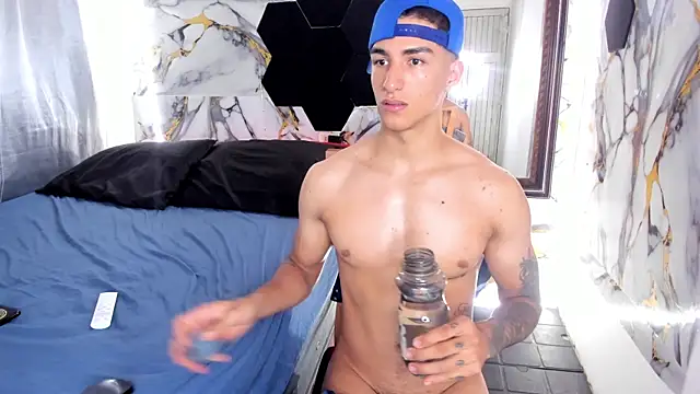 Goldendesirexx – Naživo XXX chat