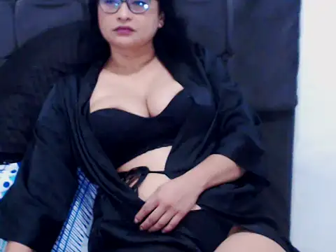 InoueBleach's Live XXX Chat