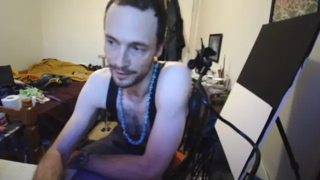 JohnnyMoves – Naživo XXX chat