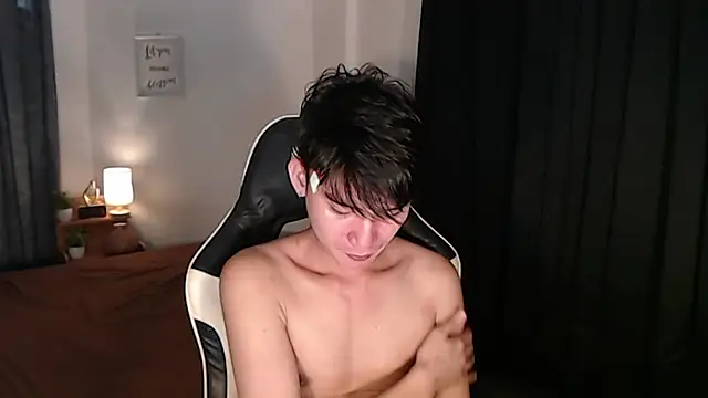 asian_dai XXX чат на живо