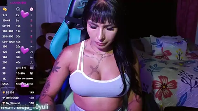 Chat +18 de aleja_1028 ao vivo