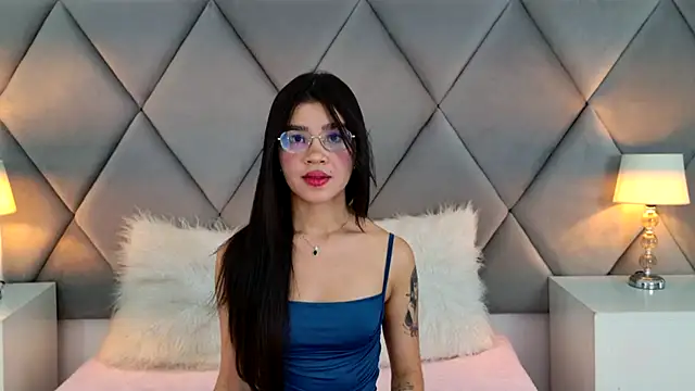 OliviaDiaz's Live XXX Chat