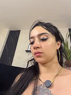EmmyEvans1 – Live XXX-chat