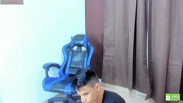 Sembang XXX Secara Langsung Alejandro_and_Deiby