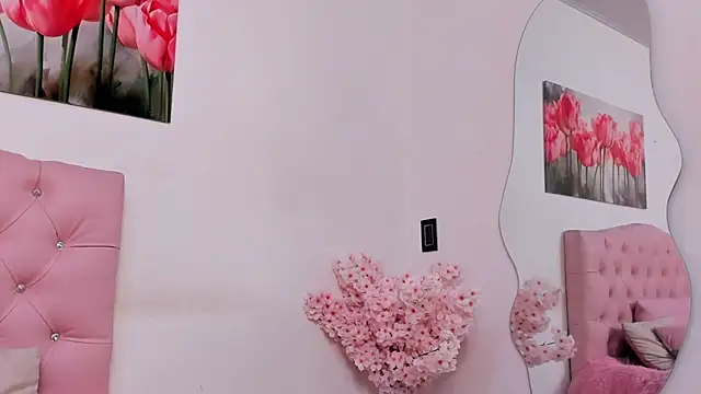 Chat +18 de pinky_f00x ao vivo