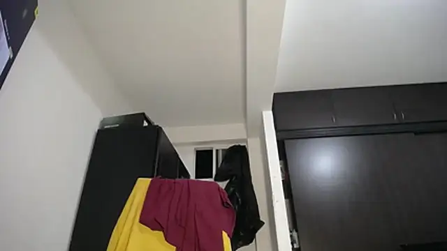 axel_rios_'s Live XXX Chat