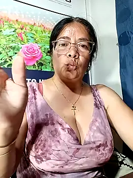 __valentina18 Chat XXX in diretta