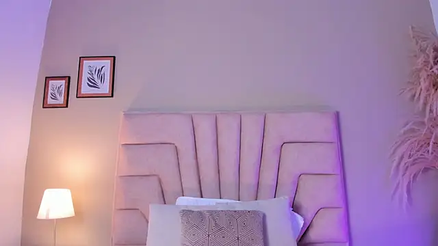 Chat +18 de Eva-Millss ao vivo