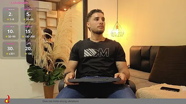 Kiing_001 Chat XXX live