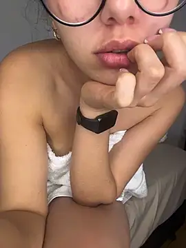 Viithoney 라이브 XXX 채팅