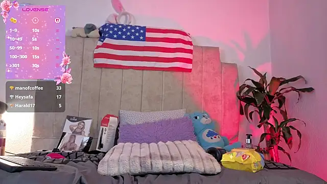 Emilly-hall Live XXX-chat