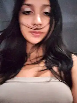 Sembang XXX Secara Langsung Maiden-Hot