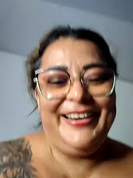 צ'אט XXX בשידור חי של secretcleo