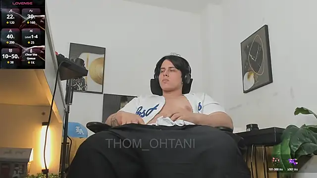 Thom_Ohtani – Naživo XXX chat