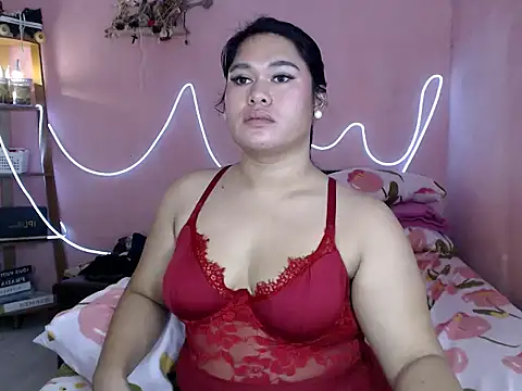 imTHICK_Rebbecca Show in webcam