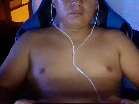 Czat XXX na żywo – roberto17293