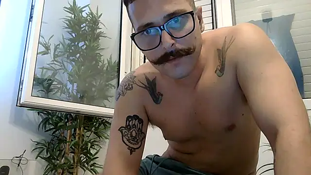yanick931n Live XXX chat