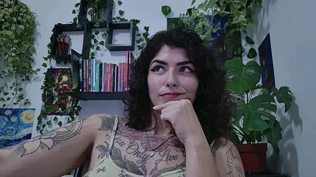 TaliMajesty Adlı Modelin Canlı XXX Sohbeti