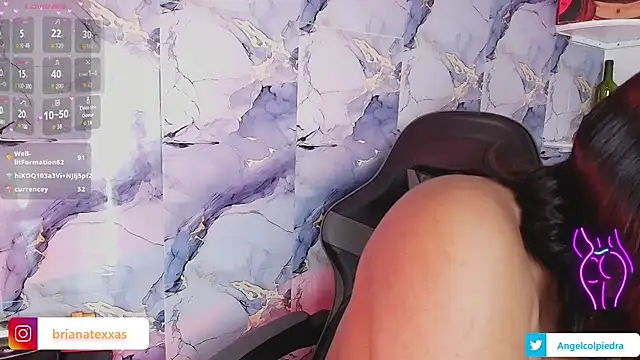 AngelThroatt 现场XXX聊天