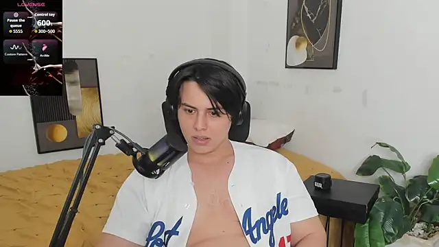 Thom_Ohtani Live XXX-Chat