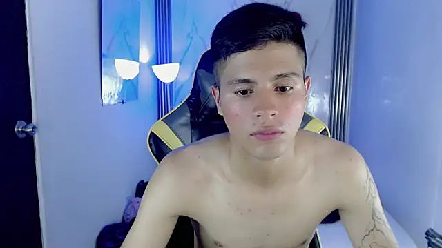 Ascii_one Live XXX-Chat