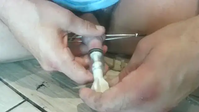 holedestruction Webcamshow