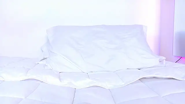 HelenaFoumier 现场XXX聊天